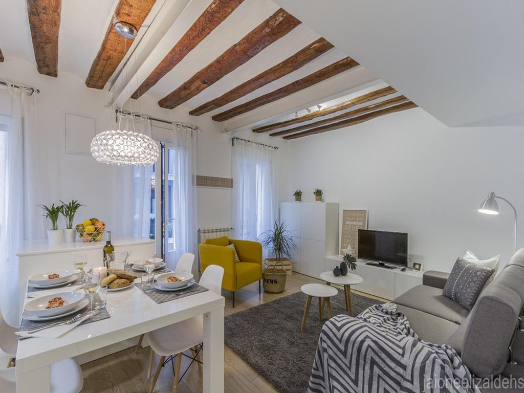 Center Pamplona Apartment מראה חיצוני תמונה