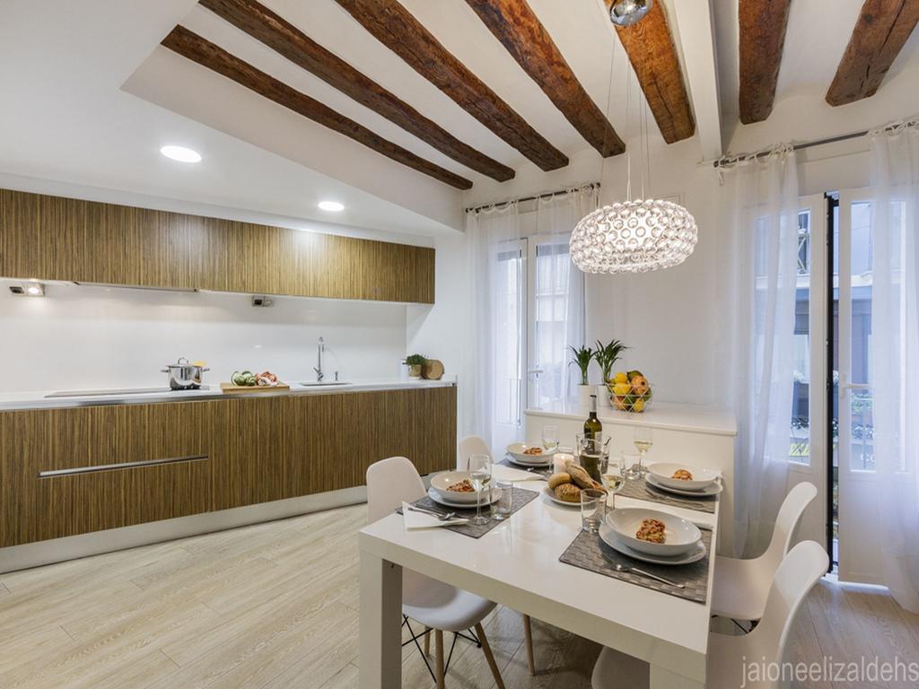 Center Pamplona Apartment מראה חיצוני תמונה