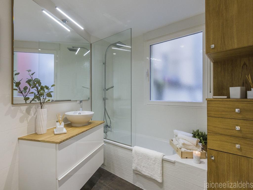 Center Pamplona Apartment מראה חיצוני תמונה